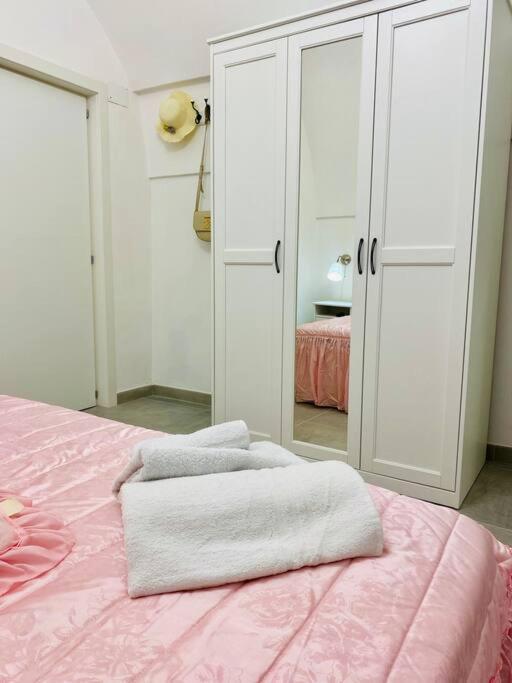 Gentile'S House Apartment Monopoli Bagian luar foto